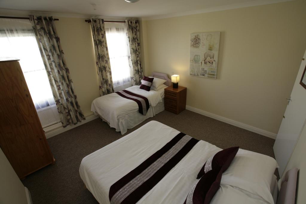 The Imperial Hotel Stroud  Eksteriør billede
