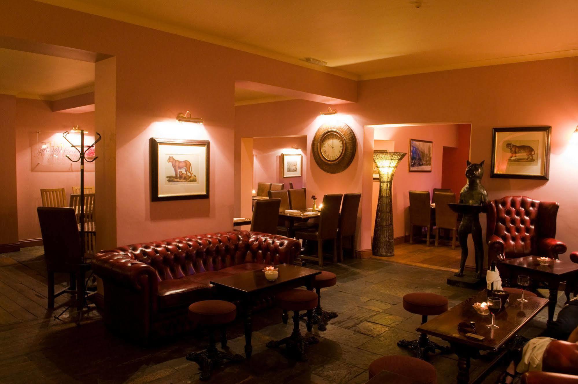 The Imperial Hotel Stroud  Eksteriør billede